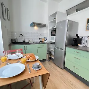 Appartement La Belle Sissi Center Wifi Netflix, Marseille